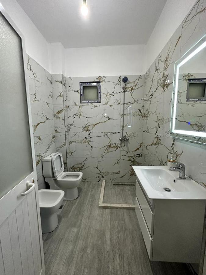 Victorias Apartment Tirane Zewnętrze zdjęcie