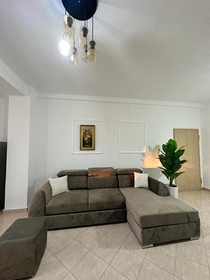Victorias Apartment Tirane Zewnętrze zdjęcie
