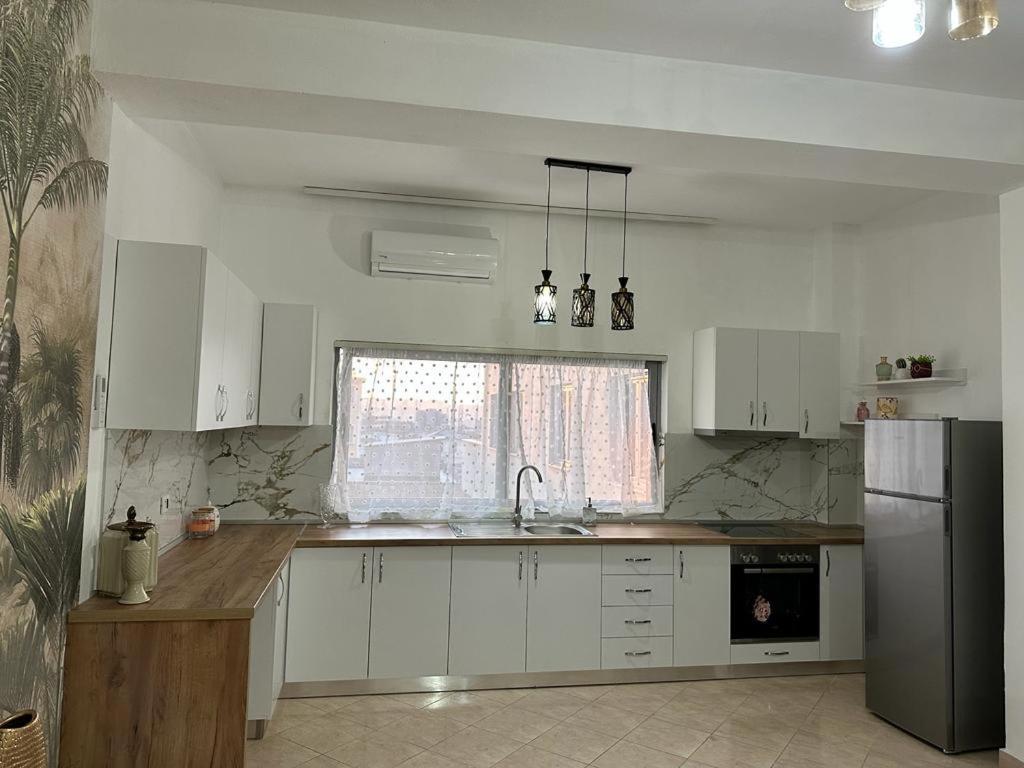 Victorias Apartment Tirane Zewnętrze zdjęcie